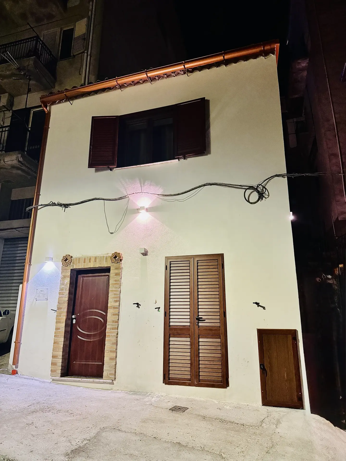 Ingresso principale di Risvegliarsi di sera